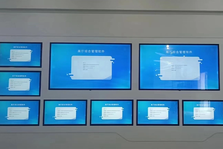 32inch and 55inch wall mounted digital signage