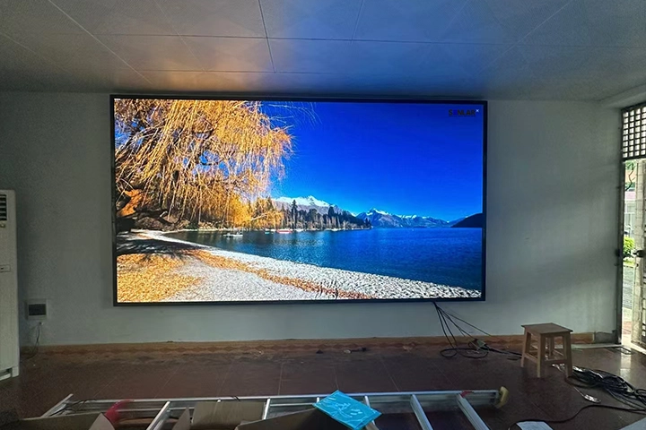 P1.53 High Brightess COB LED Screen